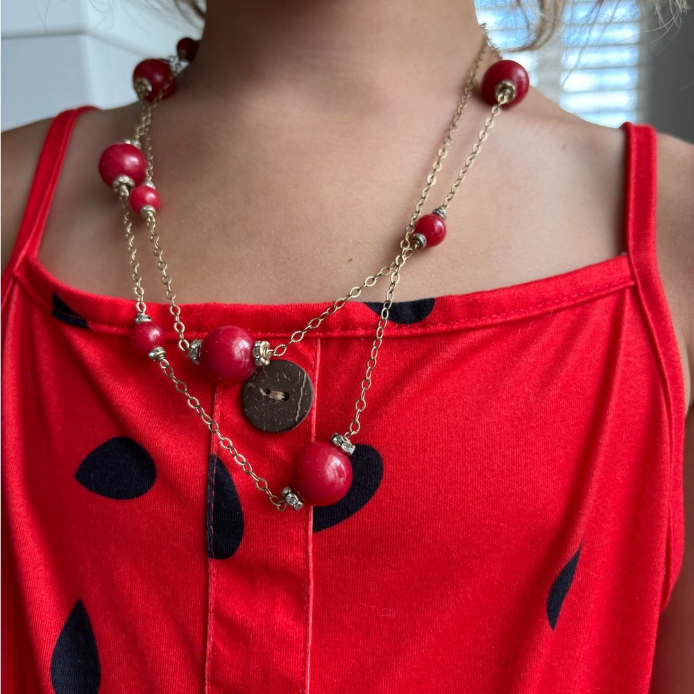 Elegant Red Beaded Necklace - Picture 5 of 10